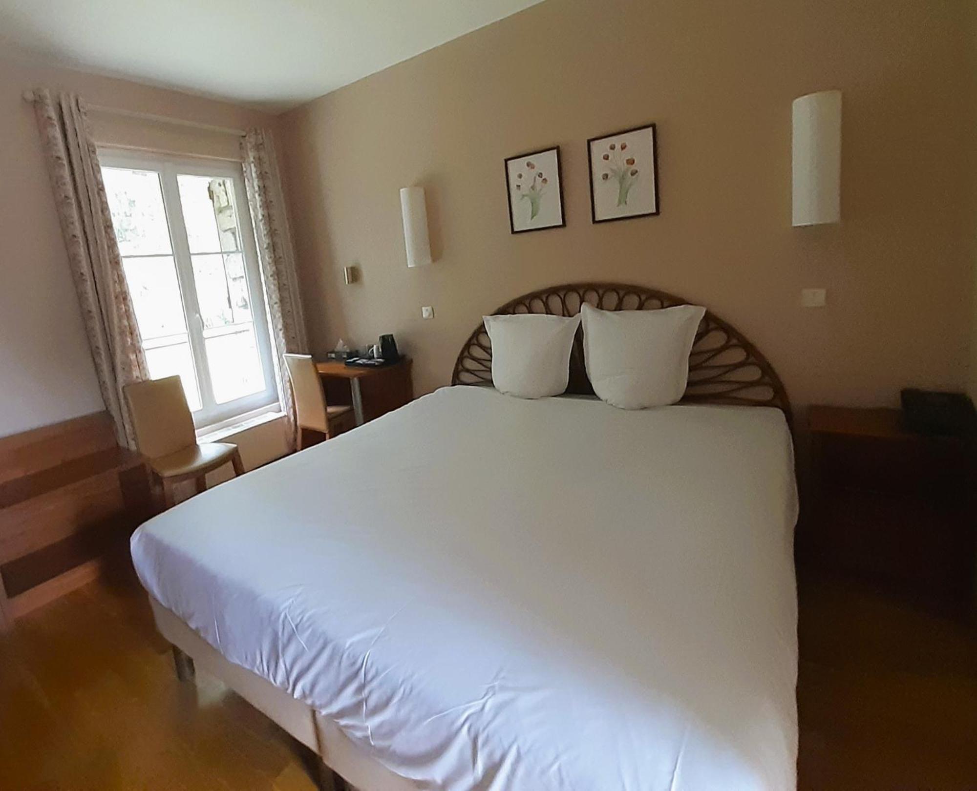 Hostellerie Du Lys Lamorlaye Esterno foto