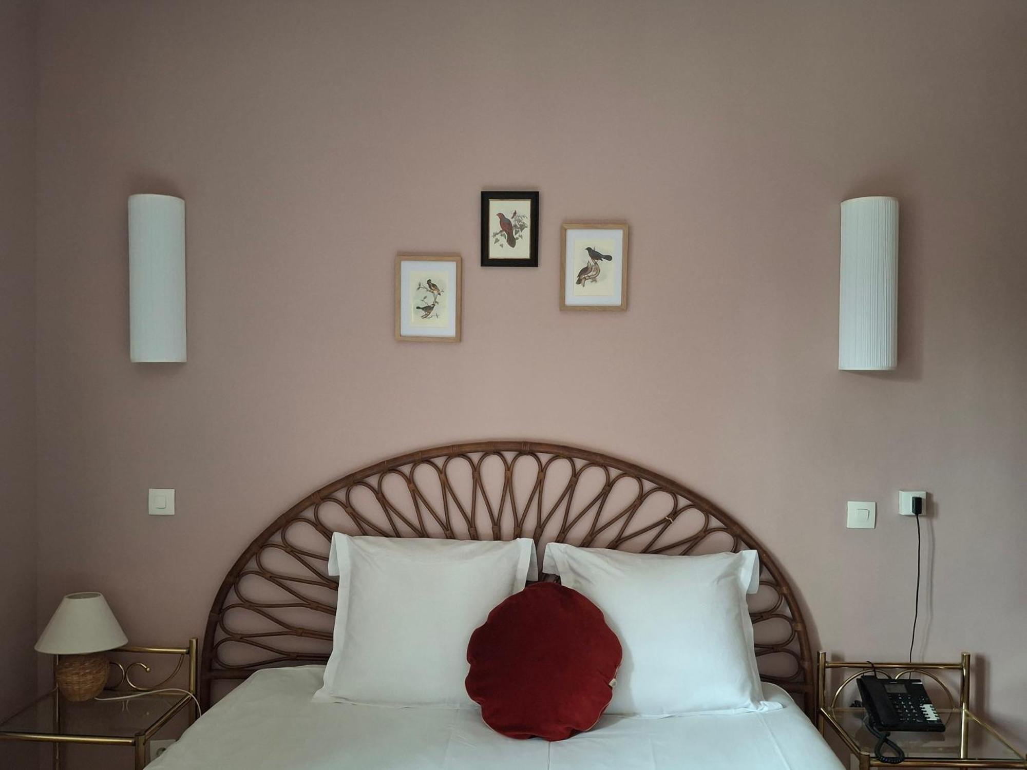 Hostellerie Du Lys Lamorlaye Esterno foto